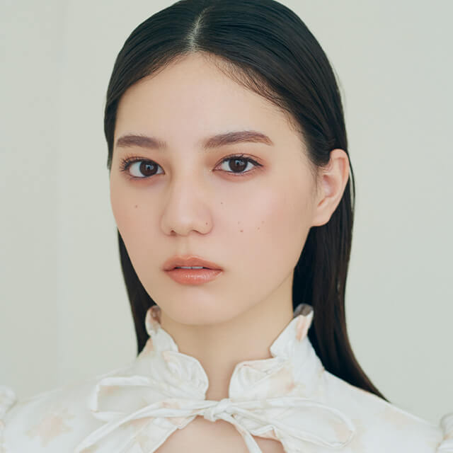 小坂菜緒
